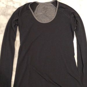 NIKE women’s running top (dri-fit)